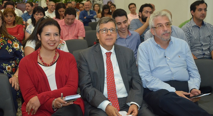 Ejemplarizante y motivadora, a la vez que emotiva y portadora de un contundente mensaje de confianza, fue la Cátedra inaugural del semestre B de 2018 de la Universidad de Ibagué, llevada a cabo este 31 de julio, presidida por su rector, Hans-Peter Knudsen Quevedo.